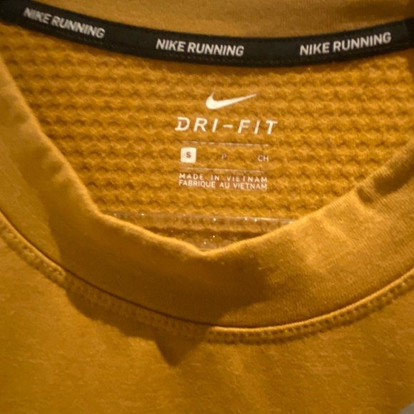 Nike - Picture 2 of 2